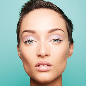 The Make-up Manual: Your beauty guide for brows, eyes, skin, lips and more by Lisa Potter-Dixon