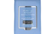 Neutrogena Makeup Remover Cleansing Towelettes, Daily Face Wipes to Remove Dirt, Oil, Makeup & Waterproof Mascara, Travel Pack, 7 ct.